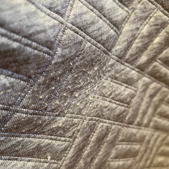 Reebok Cowl Neck Quilted Sweatshirt M - Picture 11 of 11